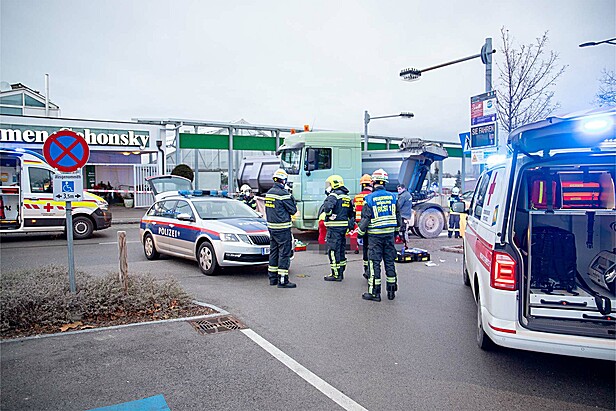 Bild 004 zum Bericht 2200