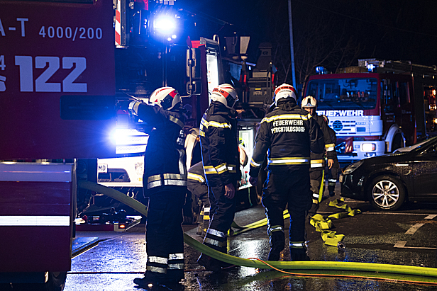 Bild 004 zum Bericht 2203