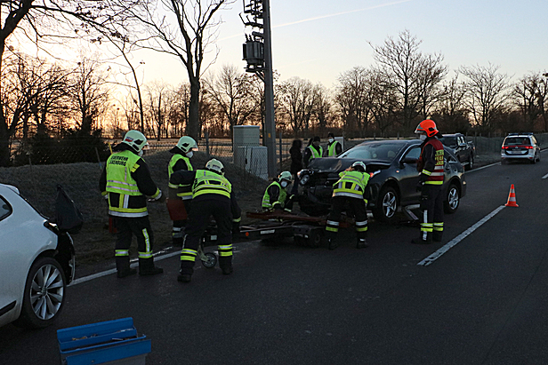 Bild 004 zum Bericht 2215
