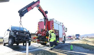 Vorschaubild: Kleintransporter gegen Aspangbahn
