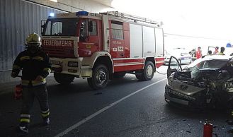 Vorschaubild: Schwerer Unfall in Unterführung