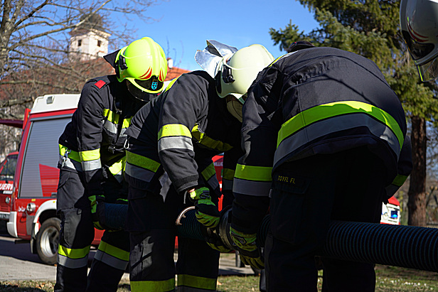 Bild 006 zum Bericht 2251