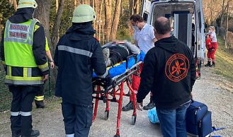 Vorschaubild: Füßgängerin aus Bachbett gerettet
