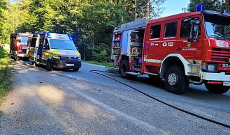 Vorschaubild: Verkehrsunfall mit eingeschlossener Person