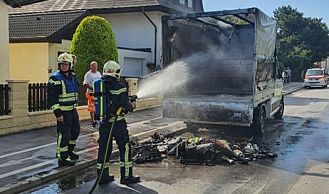 Vorschaubild: Zwei Fahrzeugbrände