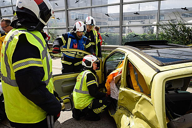 Bild 012 zum Bericht 2355