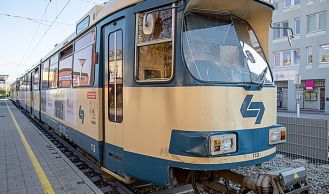 Vorschaubild: Verkehrsunfall LKW gegen Lokalbahn