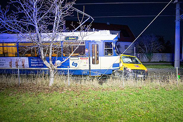 Bild 010 zum Bericht 2385