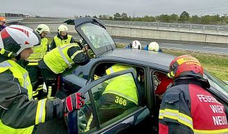Vorschaubild: A2: Verkehrsunfall mit eingeschlossener Person 
