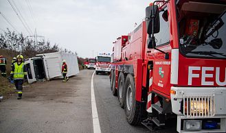 Vorschaubild: Kraneinsatz nach schwerem LKW Unfall