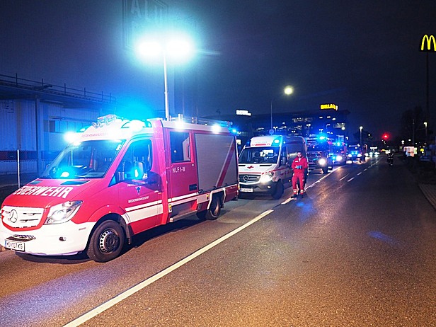 Bild 002 zum Bericht 2406