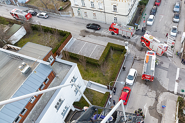 Bild 006 zum Bericht 2413