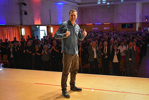 Bild 013 zum Bericht 2427