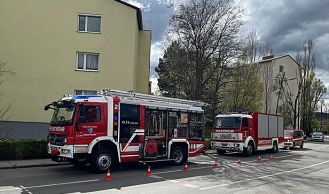 Vorschaubild: Chemische Reaktion im Keller eines Wohnhauses