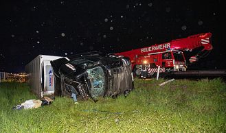 Vorschaubild: Schwere Bergung auf der Südautobahn