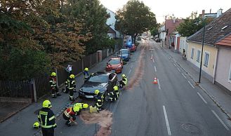 Vorschaubild: Ölverlust führte zu Verkehrsbehinderung