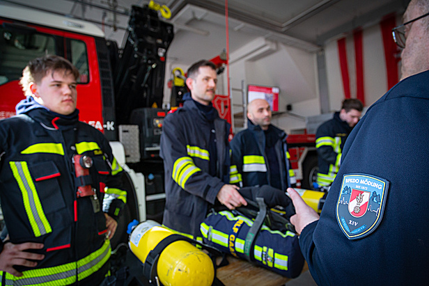 Bild 010 zum Bericht 2546