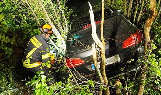 Vorschaubild: Kraneinsatz nach Verkehrsunfall