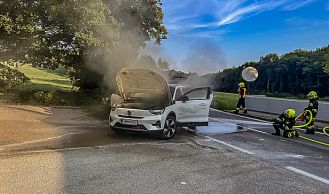Vorschaubild: Brand eines Elektrofahrzeugs