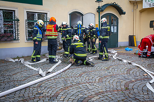 Bild 002 zum Bericht 2615
