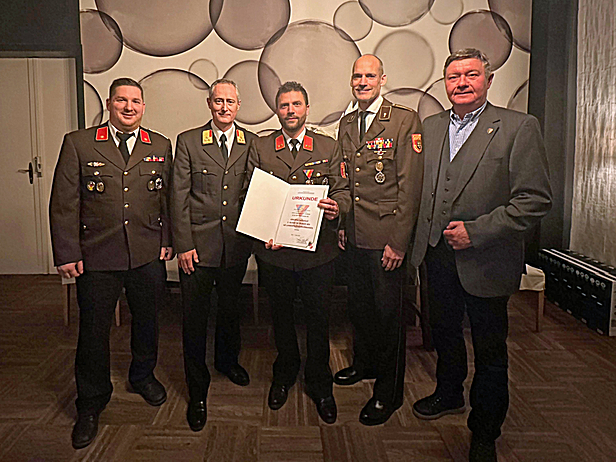 Verdienstmedaille des NÖ Landesfeuerwehrverbandes in Bronze für  Martin Jakubowics 