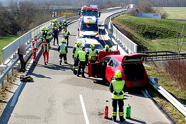 Bild 002 zum Bericht 2684