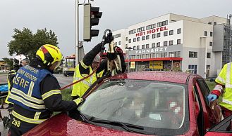 Vorschaubild: Verkehrsunfall fordert drei Verletzte