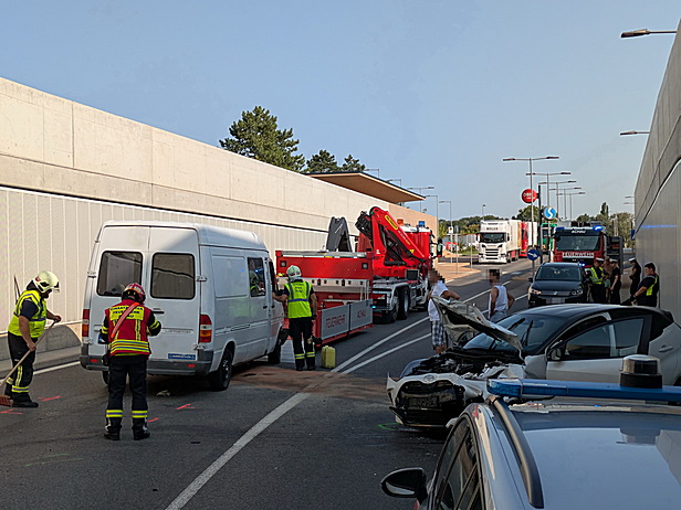 Bild 003 zum Bericht 2740