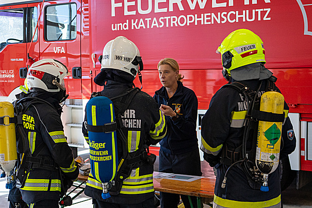 Bild 001 zum Bericht 2758