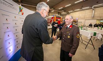 Vorschaubild: Kommandanten-Dienstbesprechung und Auszeichungen