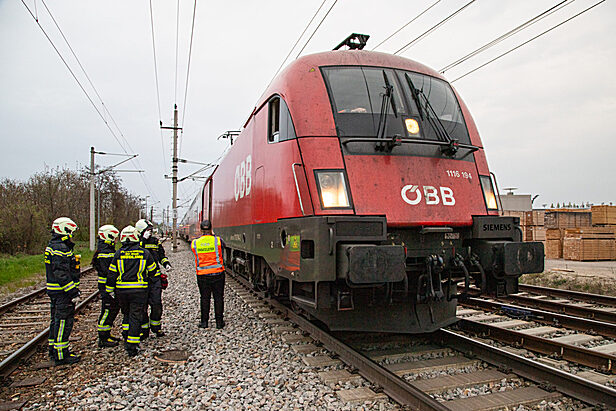 Bild 018 zum Bericht 2842