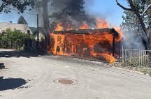 Vorschaubild: Akku-Explosion in Carport