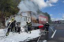 Vorschaubild: Lkw-Brand auf der A21