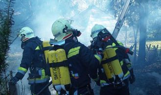 Vorschaubild: Gartenhütte in Mödling in Vollbrand