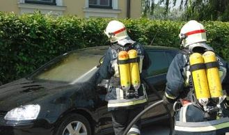 Vorschaubild: PKW-Brand in Laxenburg