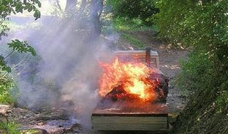 Vorschaubild: Fahrzeugbrand in Breitenfurt
