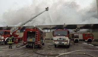 Vorschaubild: Großbrand Wien-Liesing: FF Perchtoldsdorf im Einsatz