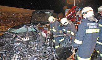 Vorschaubild: 1 Toter auf der A21 bei Sparbach