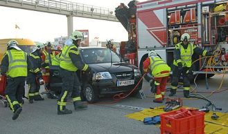 Vorschaubild: Weiterer schwerer VU für die FF Wiener Neudorf