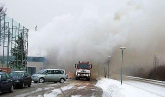 Vorschaubild: Brand am Sportplatz