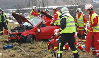 Vorschaubild: Menschenrettung auf der A2