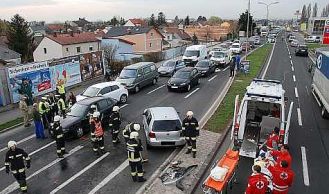 Vorschaubild: VU mit Menschenrettung in Guntramsdorf