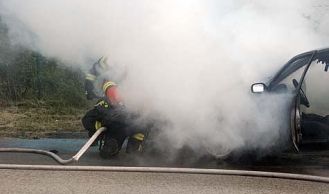 Vorschaubild: PKW in Vollbrand