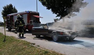 Vorschaubild: Oldtimerbrand in Maria Enzersdorf