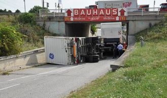Vorschaubild: Anhängerbergung im IZ NÖ Süd in Wr. Neudorf