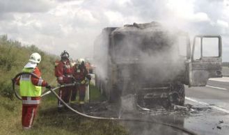 Vorschaubild: Lkw in Vollbrand