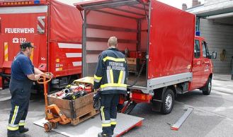 Vorschaubild: Pumpenzug fährt ins Hochwassergebiet