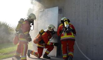 Vorschaubild: KHD Übung in der Feuerwehrschule