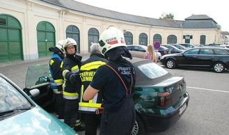 Vorschaubild: Kind im Kofferraum in Laxenburg eingesperrt