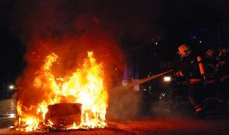 Vorschaubild: Fahrzeugbrand in Laxenburg